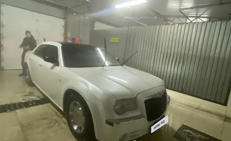 Chrysler 300C 2005 года за 4 950 000 тг. в Караганда