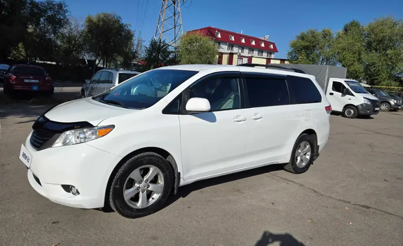 Toyota Sienna 2012 года за 12 000 000 тг. в Алматы