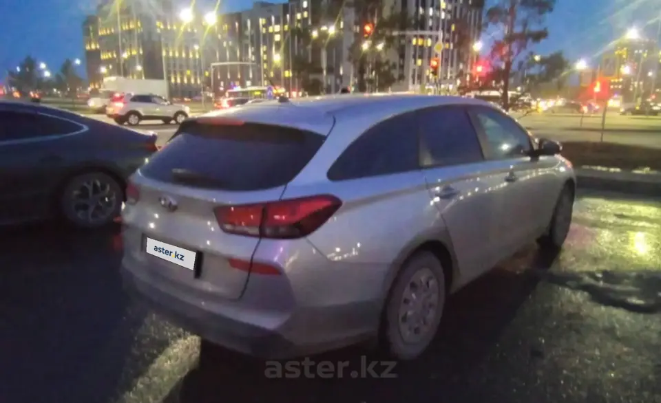 Hyundai i30 2022 года за 10 000 000 тг. в Астана
