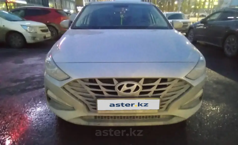 Hyundai i30 2022 года за 10 000 000 тг. в Астана фото 2