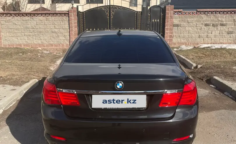 BMW 7 серии 2010 года за 9 500 000 тг. в Астана