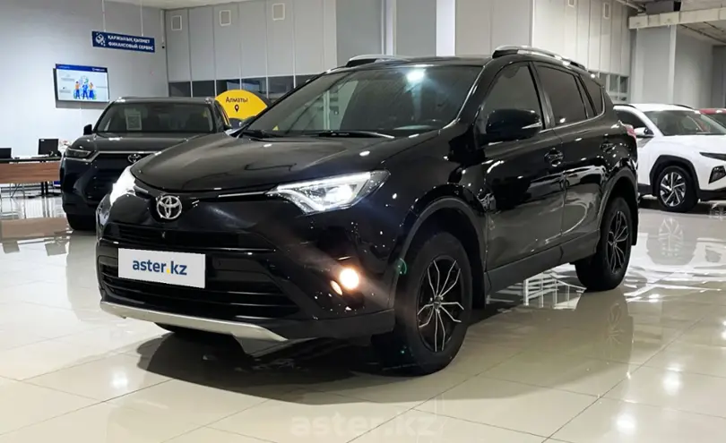 Toyota RAV4 2018 года за 12 500 000 тг. в Алматы