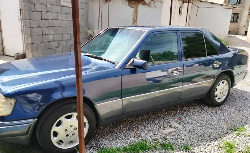 Mercedes-Benz E-Класс 1993 года за 1 700 000 тг. в Шымкент