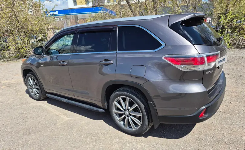 Toyota Highlander 2014 года за 16 100 000 тг. в Карагандинская область