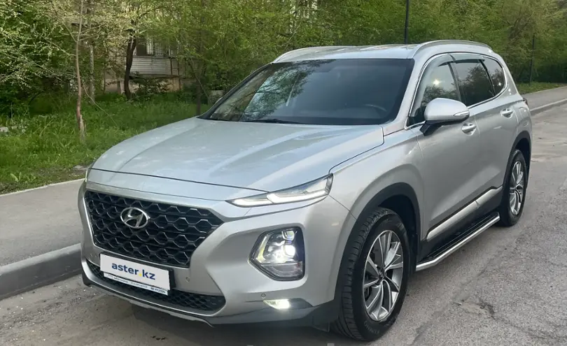 Hyundai Santa Fe 2020 года за 14 500 000 тг. в Алматы