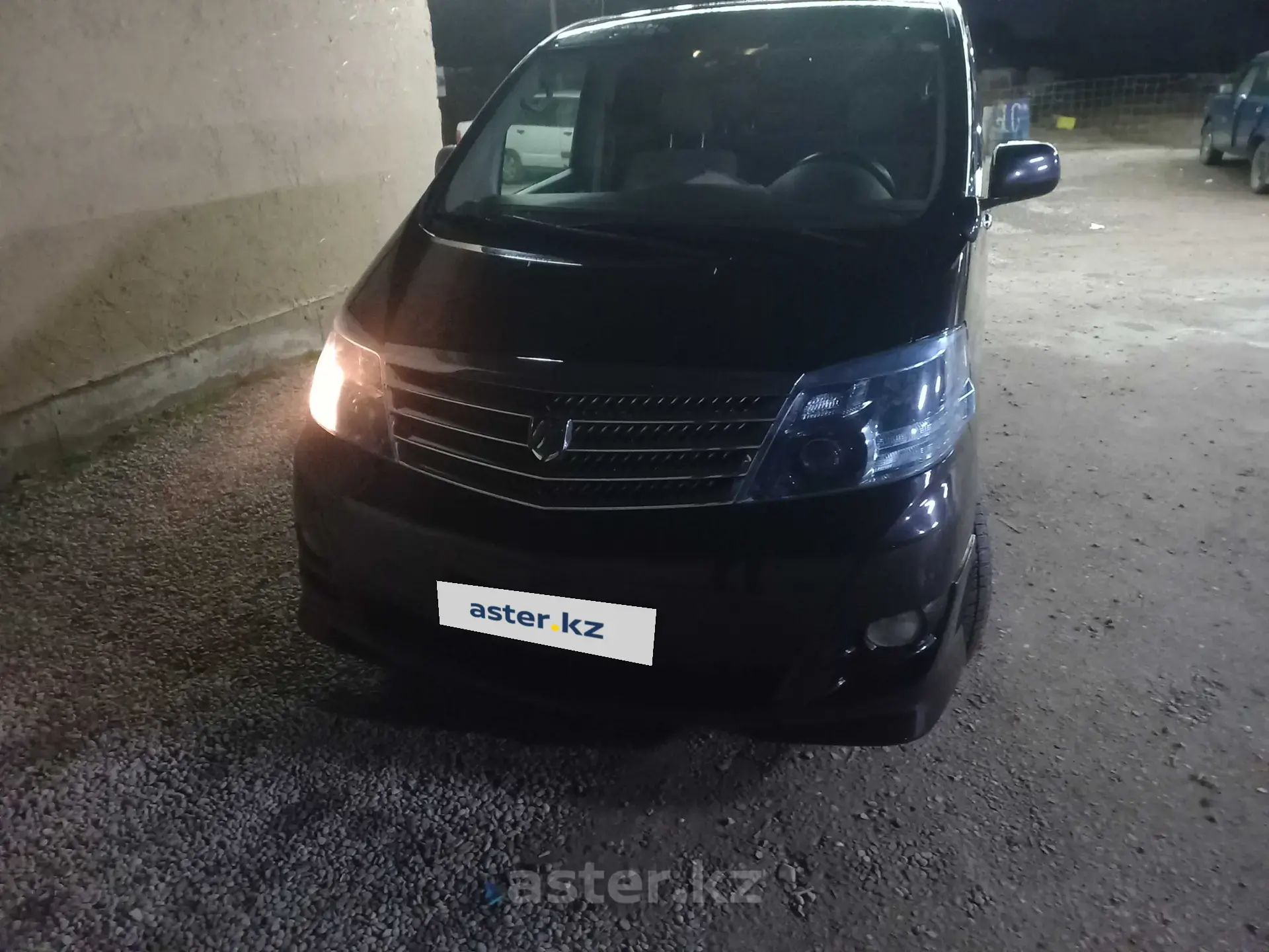 Toyota Alphard 2007