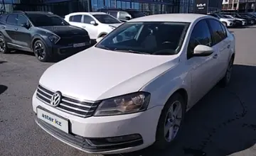 Volkswagen Passat 2014 года за 5 000 000 тг. в Астана фото 1