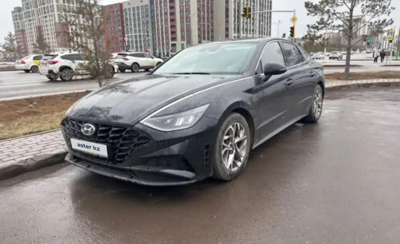Hyundai Sonata 2021 года за 12 000 000 тг. в Астана