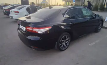 Toyota Camry 2021 года за 17 200 000 тг. в Астана