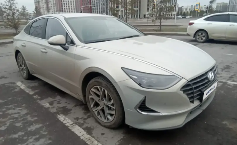 Hyundai Sonata 2022 года за 13 000 000 тг. в Астана фото 3