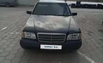 Mercedes-Benz C-Класс 1997 года за 2 000 000 тг. в Караганда фото 2
