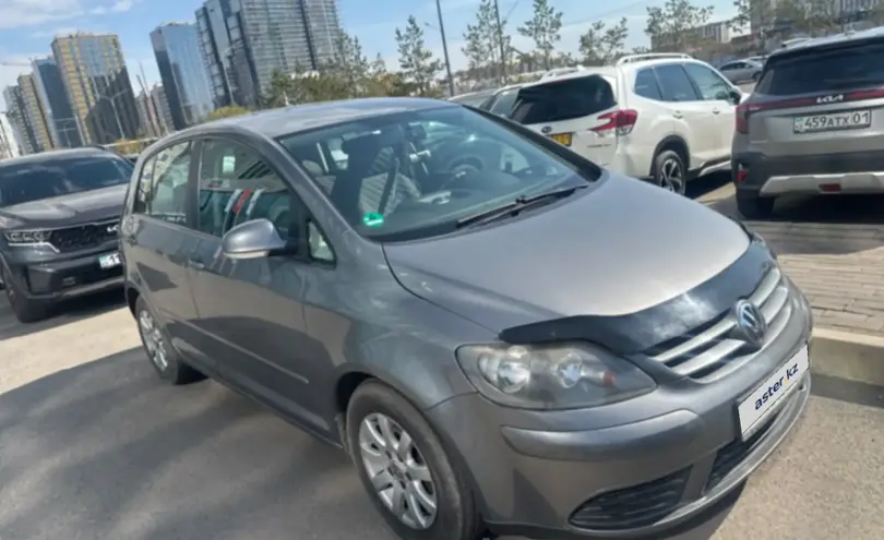 Volkswagen Golf 2006 года за 3 000 000 тг. в Астана фото 3