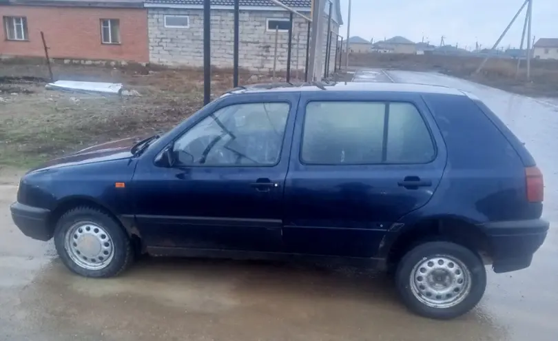 Volkswagen Golf 1993 года за 800 000 тг. в Астана