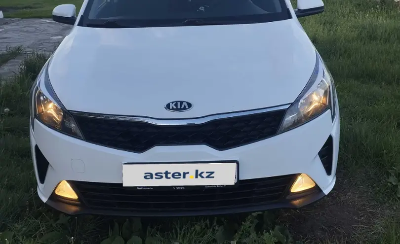 Kia Rio 2021 года за 7 300 000 тг. в null