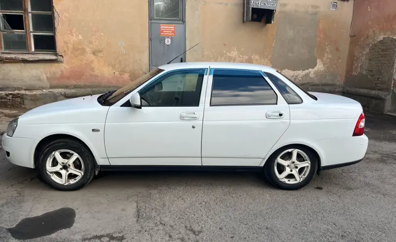 LADA (ВАЗ) Priora 2014 года за 3 000 000 тг. в Усть-Каменогорск
