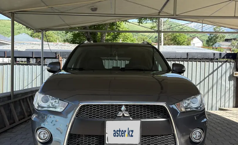Mitsubishi Outlander 2012 года за 8 200 000 тг. в Алматы