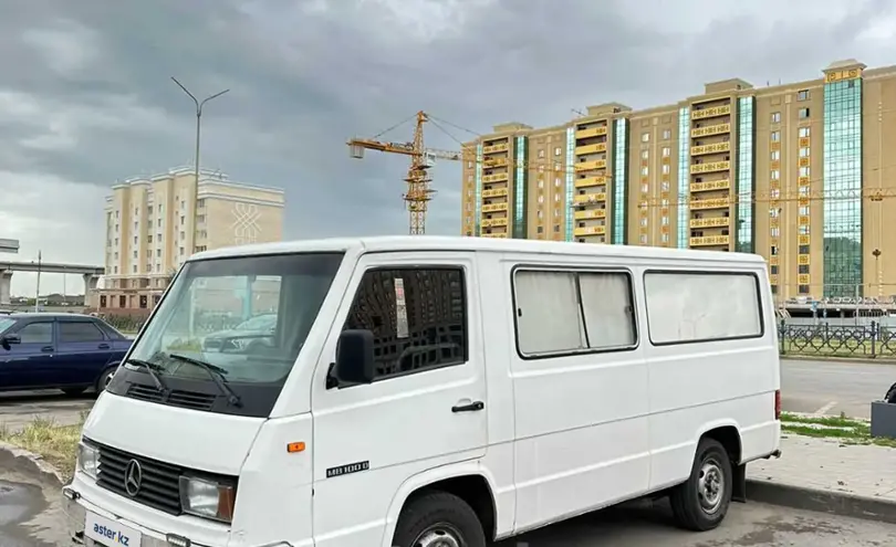 Mercedes-Benz MB100 1992 года за 2 000 000 тг. в Астана