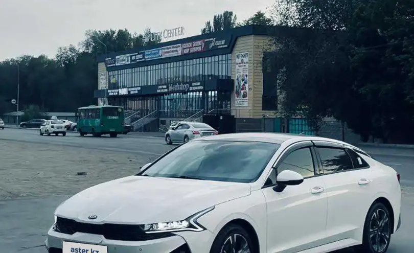 Kia K5 2021 года за 11 000 000 тг. в Тараз