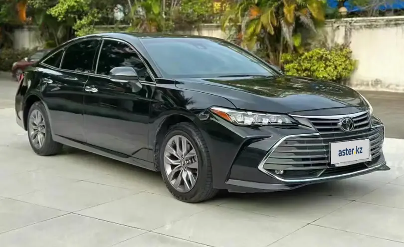 Toyota Avalon 2022 года за 14 500 000 тг. в Алматы