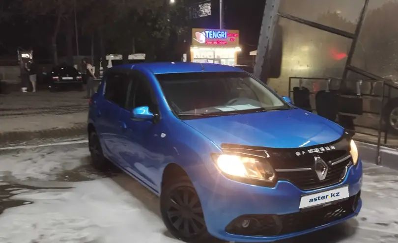 Renault Sandero 2015 года за 2 850 000 тг. в Алматы