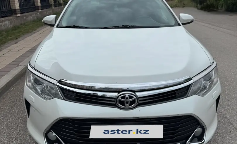 Toyota Camry 2016 года за 11 000 000 тг. в Караганда