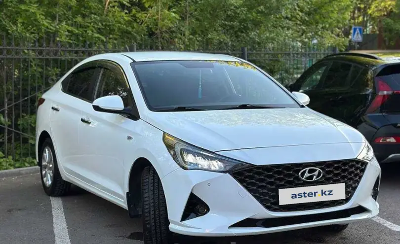 Hyundai Accent 2020 года за 8 400 000 тг. в Астана