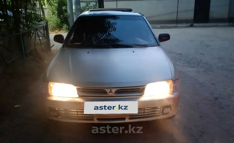 Mitsubishi Lancer 1995 года за 900 000 тг. в Шымкент фото 1