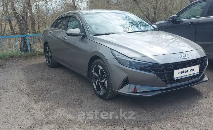 Hyundai Elantra 2022 года за 12 000 000 тг. в Экибастуз