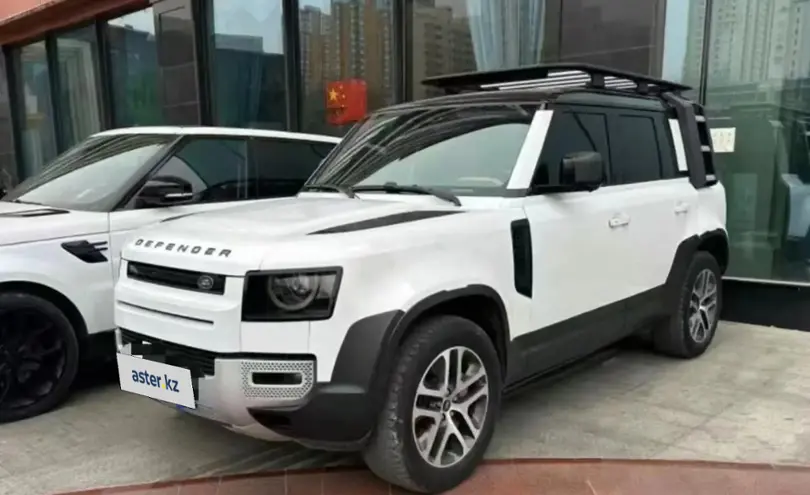 Land Rover Defender 2021 года за 49 500 000 тг. в Алматы