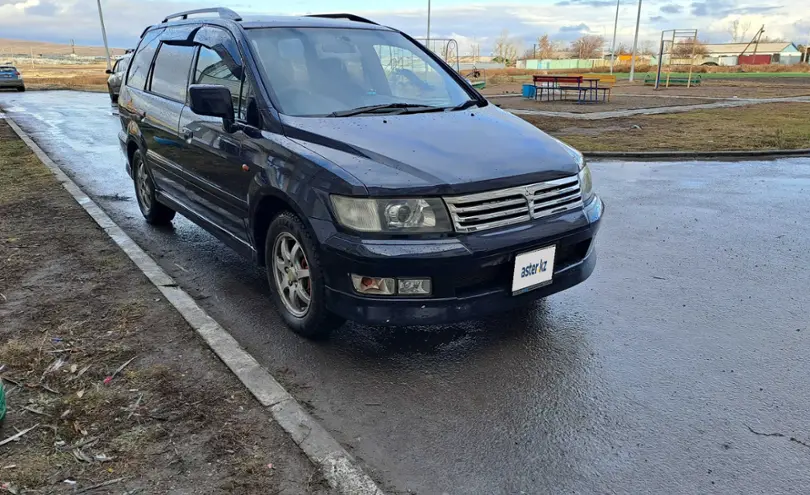 Mitsubishi Chariot 1999 года за 3 300 000 тг. в Караганда