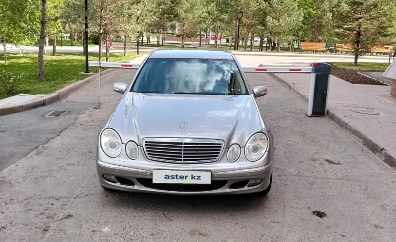 Mercedes-Benz E-Класс 2004 года за 5 500 000 тг. в Астана