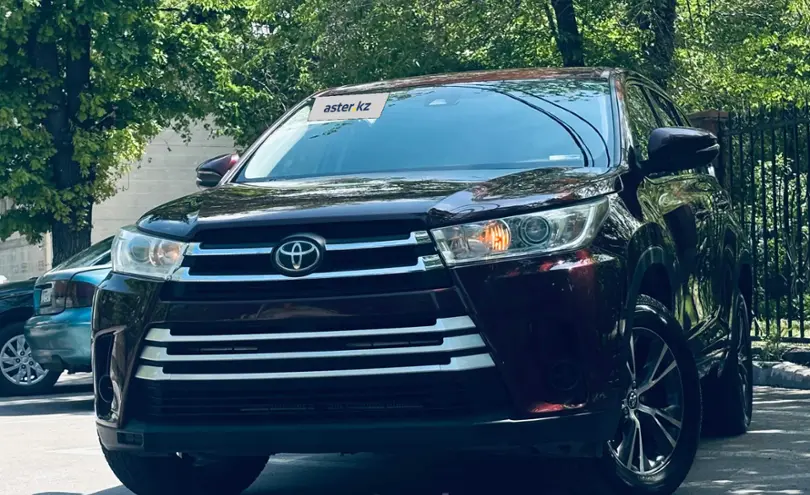 Toyota Highlander 2017 года за 14 000 000 тг. в Алматы