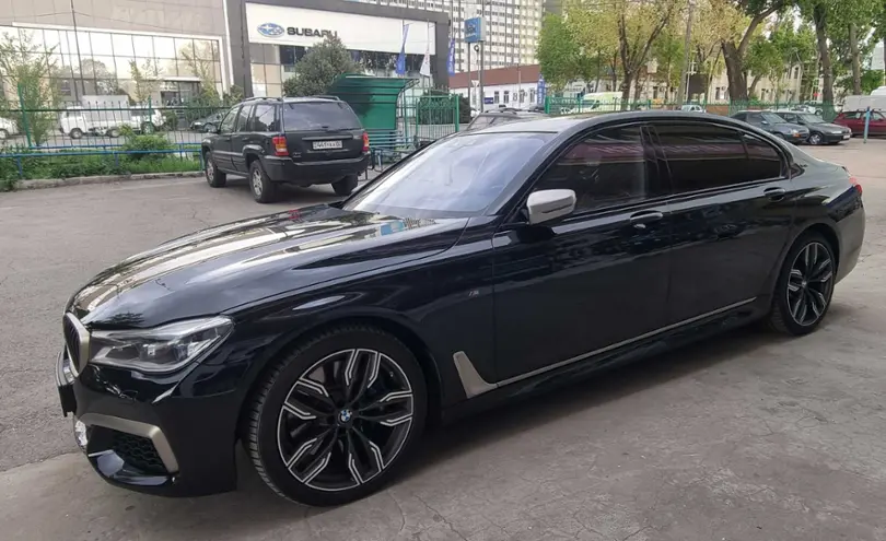 BMW 7 серии 2018 года за 54 000 000 тг. в Алматы