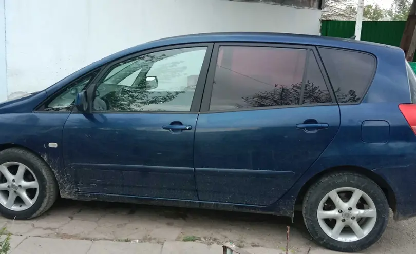 Toyota Corolla Verso 2001 года за 2 850 000 тг. в Алматы