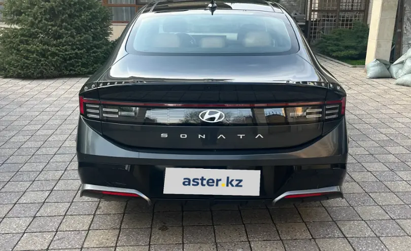 Hyundai Sonata 2023 года за 16 500 000 тг. в Алматы фото 4