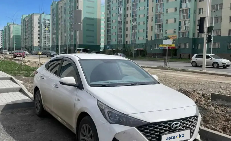 Hyundai Accent 2022 года за 9 200 000 тг. в Астана