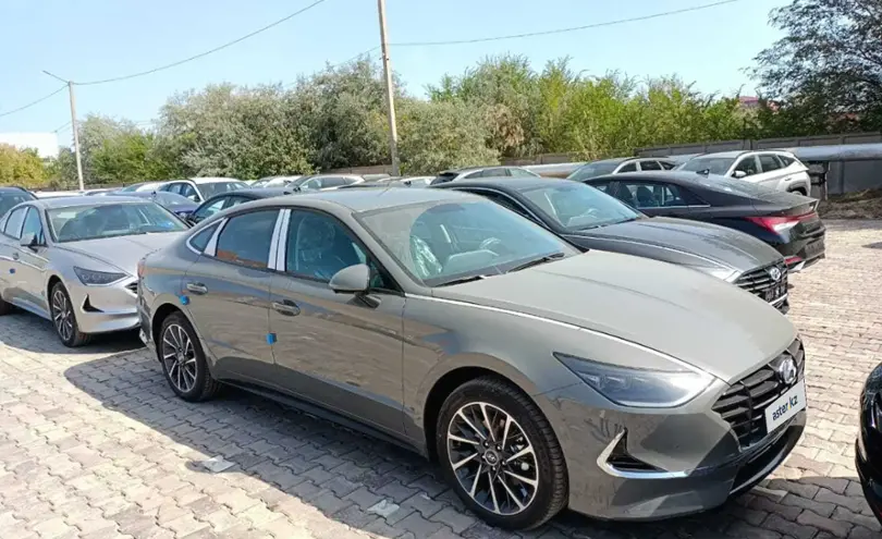 Hyundai Sonata 2021 года за 13 000 000 тг. в Астана