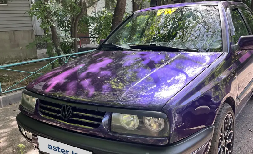Volkswagen Vento 1995 года за 1 800 000 тг. в Алматы
