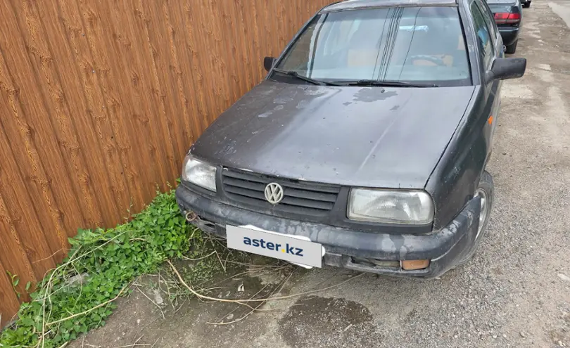 Volkswagen Vento 1993 года за 700 000 тг. в null