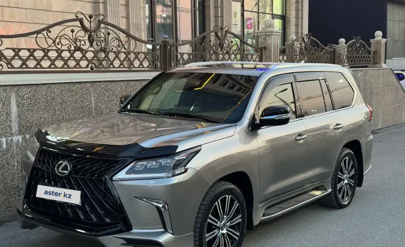 Lexus LX 2018 года за 38 500 000 тг. в Алматы