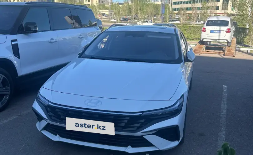 Hyundai Elantra 2024 года за 9 000 000 тг. в Астана