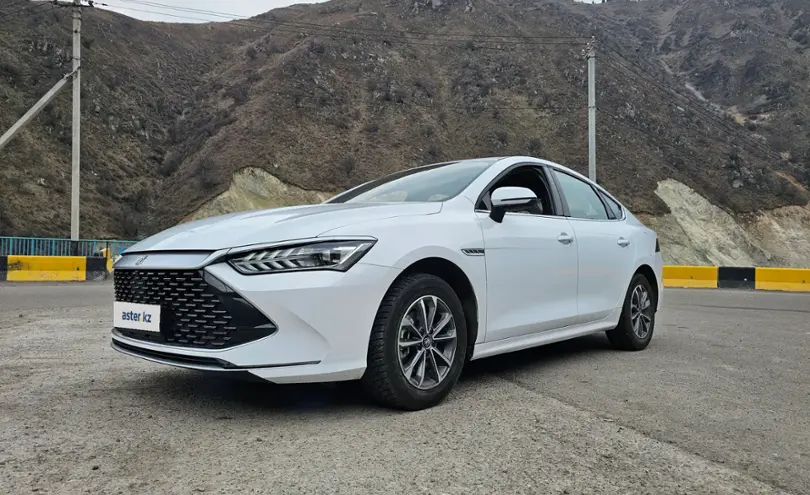 BYD Qin 2023 года за 8 500 000 тг. в Алматы