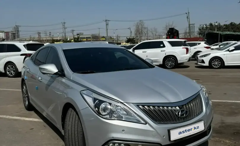 Hyundai Grandeur 2015 года за 8 500 000 тг. в Шымкент