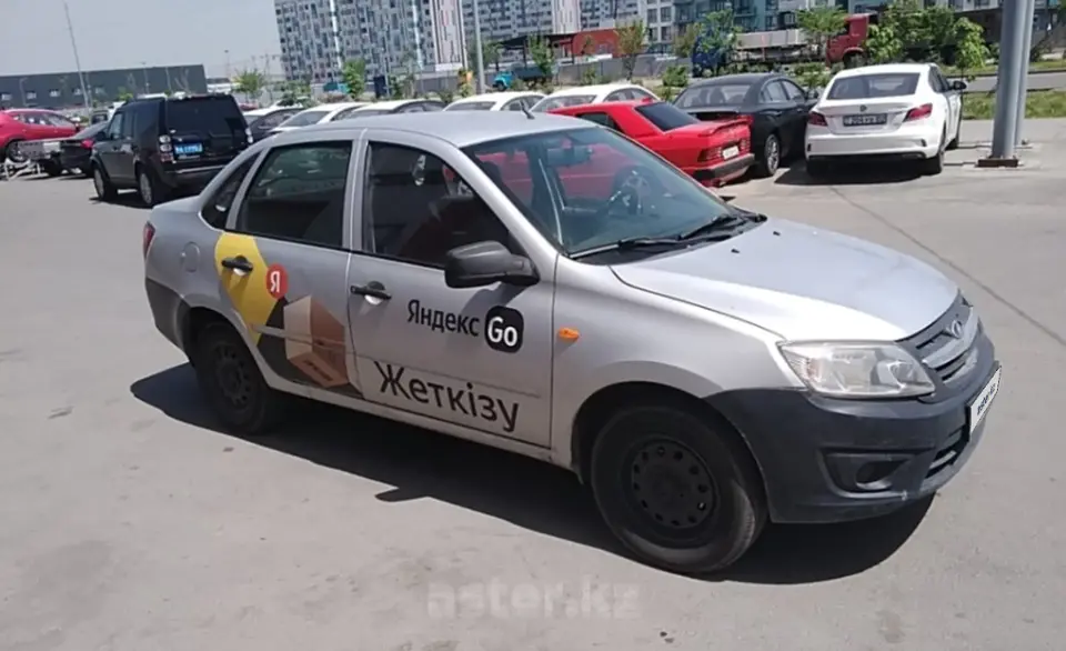 LADA (ВАЗ) Granta 2014 года за 1 000 000 тг. в Алматы фото 4