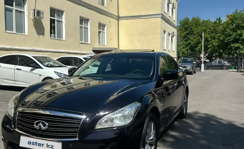 Infiniti M 2011 года за 8 000 000 тг. в Астана