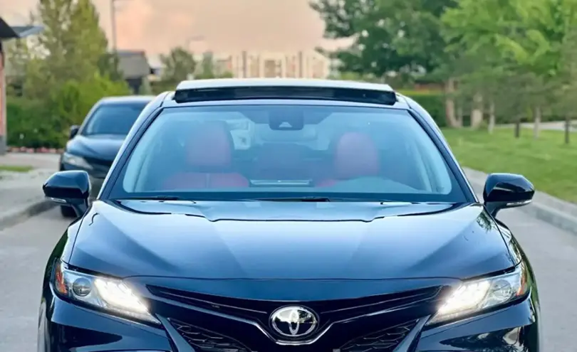 Toyota Camry 2022 года за 14 500 000 тг. в Шымкент