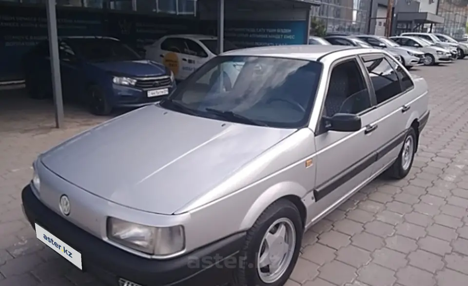 Volkswagen Passat 1988 года за 1 500 000 тг. в Караганда фото 1