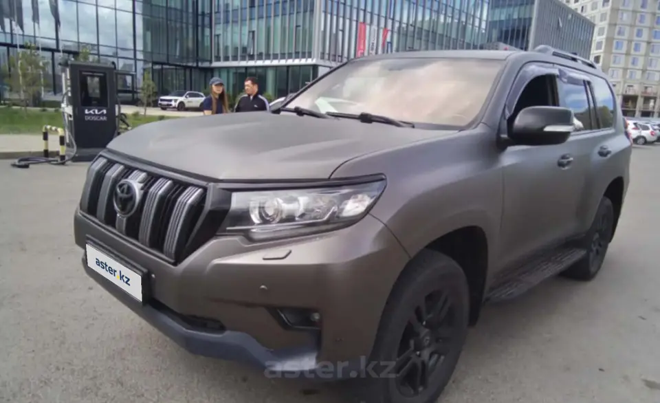 Toyota Land Cruiser Prado 2009 года за 18 000 000 тг. в Астана фото 1