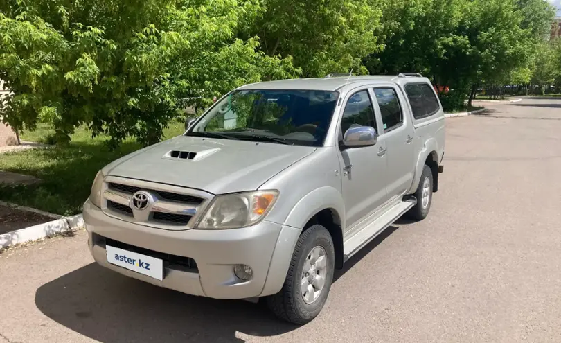Toyota Hilux 2008 года за 8 800 000 тг. в Астана