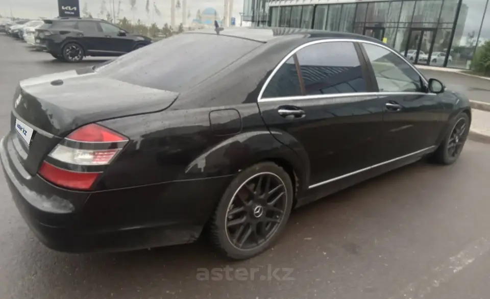 Mercedes-Benz S-Класс 2006 года за 6 800 000 тг. в Астана